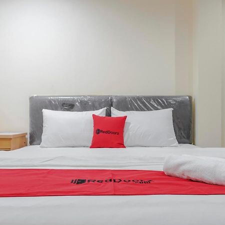 Reddoorz @ Jalan Biak Roxy Jakarta Ngoại thất bức ảnh