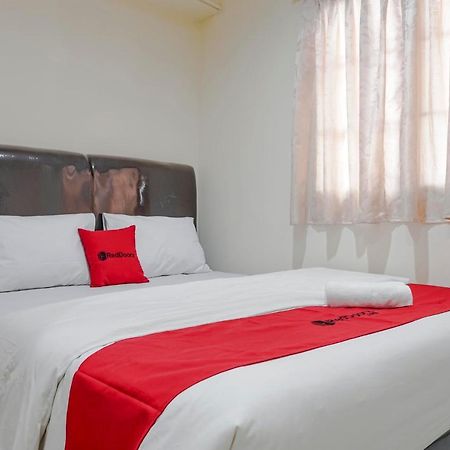 Reddoorz @ Jalan Biak Roxy Jakarta Ngoại thất bức ảnh