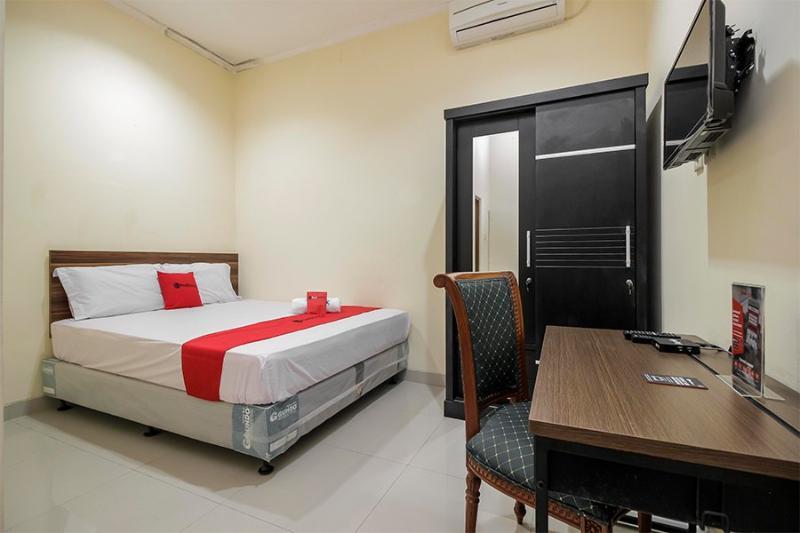 Reddoorz @ Jalan Biak Roxy Jakarta Ngoại thất bức ảnh